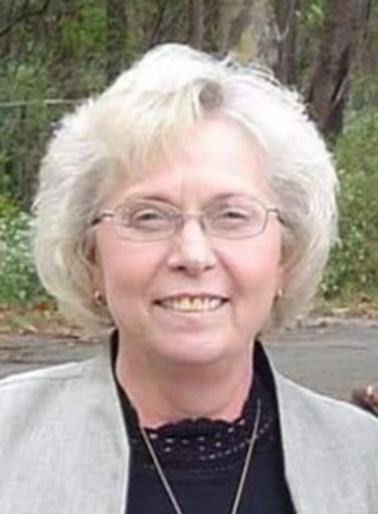 Sally L (Phegley)  Roelle