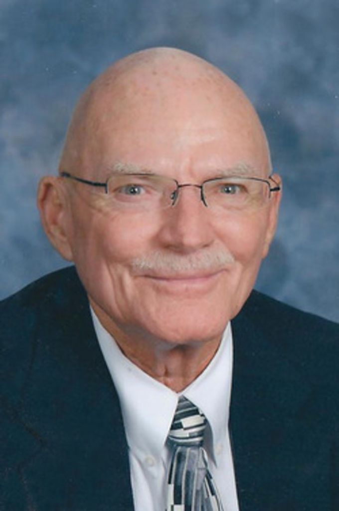 Dan Gilbert Burns Profile Photo