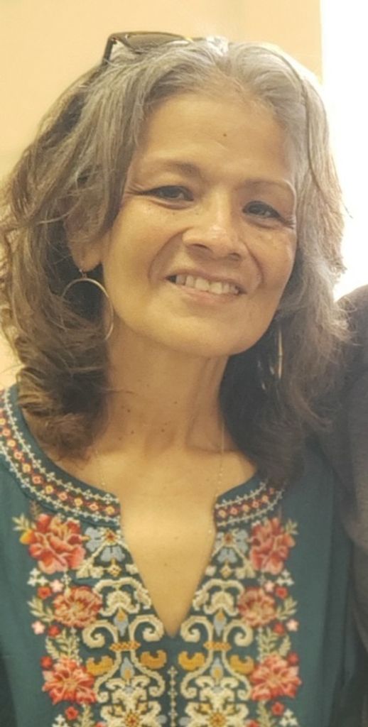 Hilda Maria Velez Gierisch Profile Photo