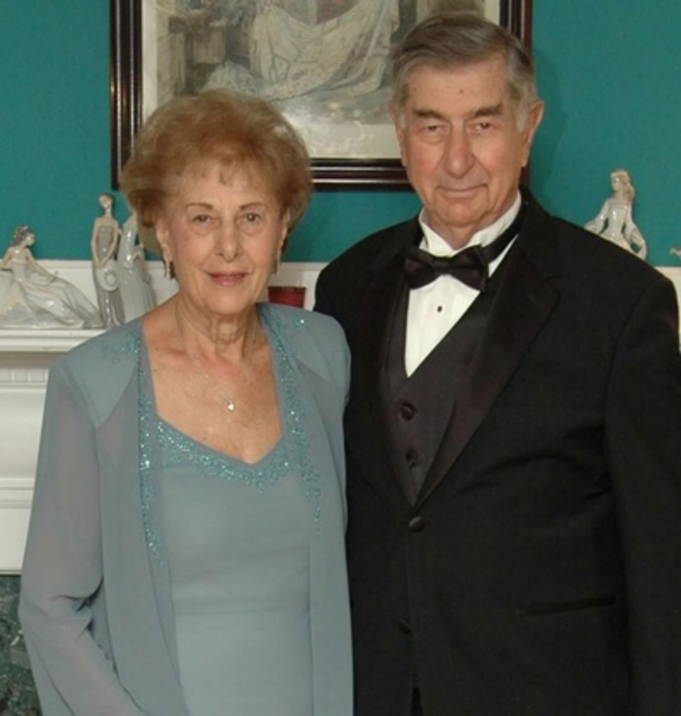 Evelyn Alex Profile Photo