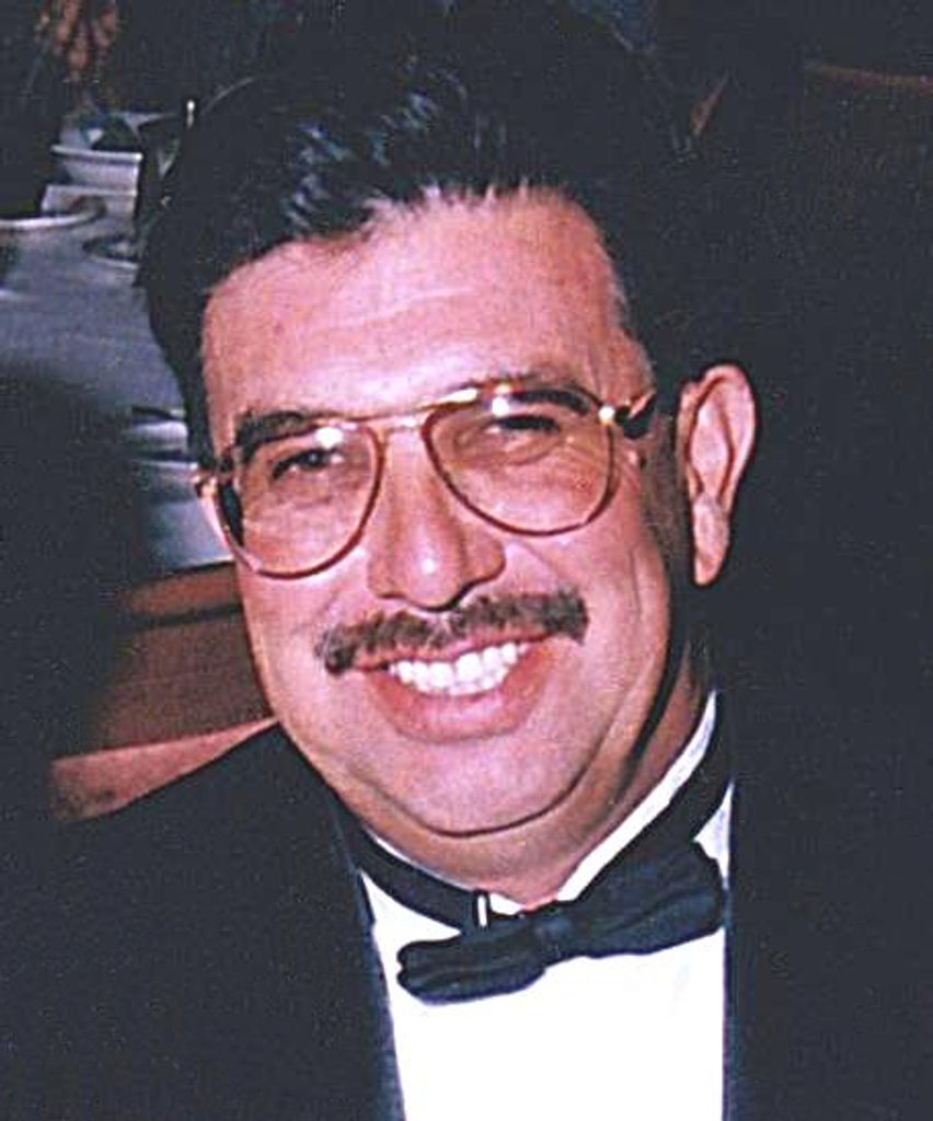 Tom  Jimmy Montoya