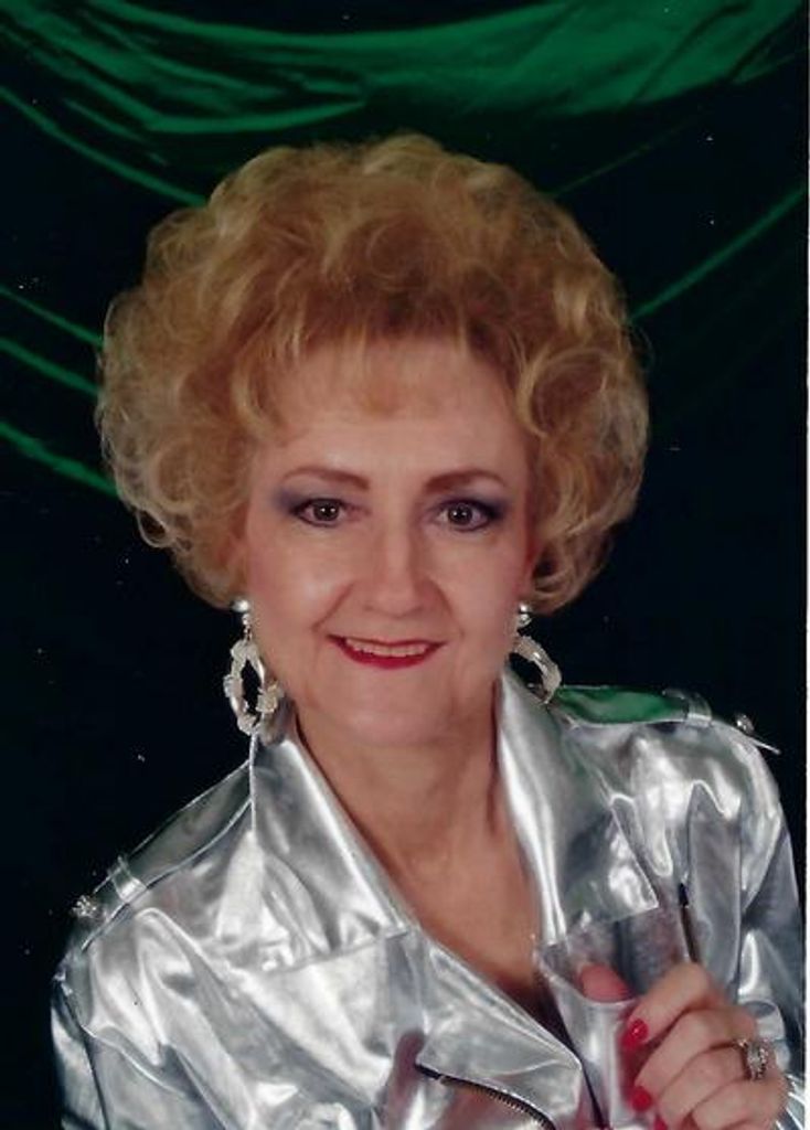 Mildred Marie Hollas Profile Photo