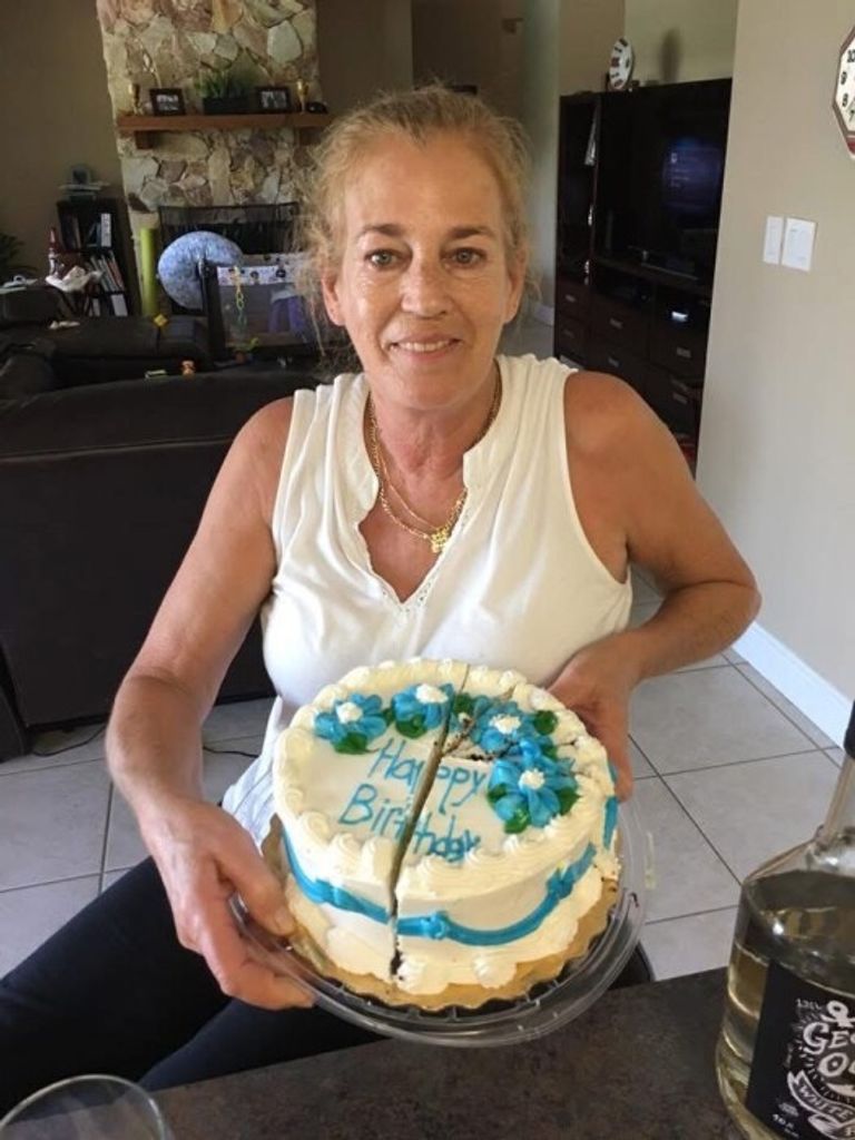 Linda Marie (Elliott)  Ginocchio