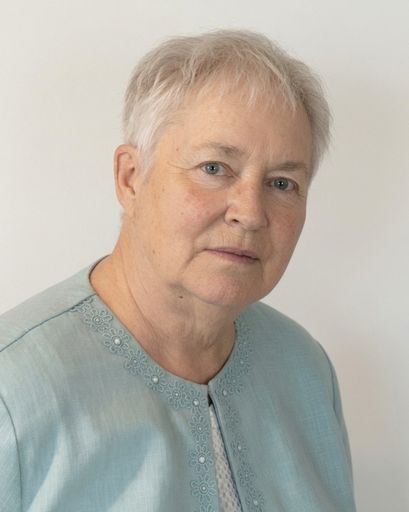 Carolyn Ann Paschke's obituary image
