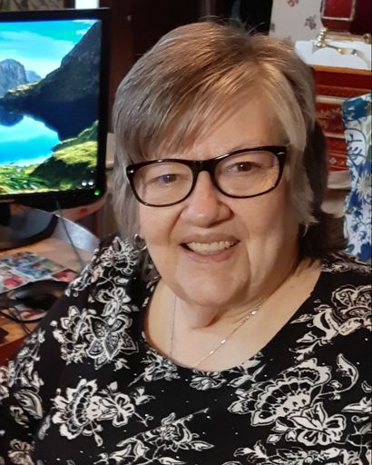 Phyllis L Thompson's obituary image