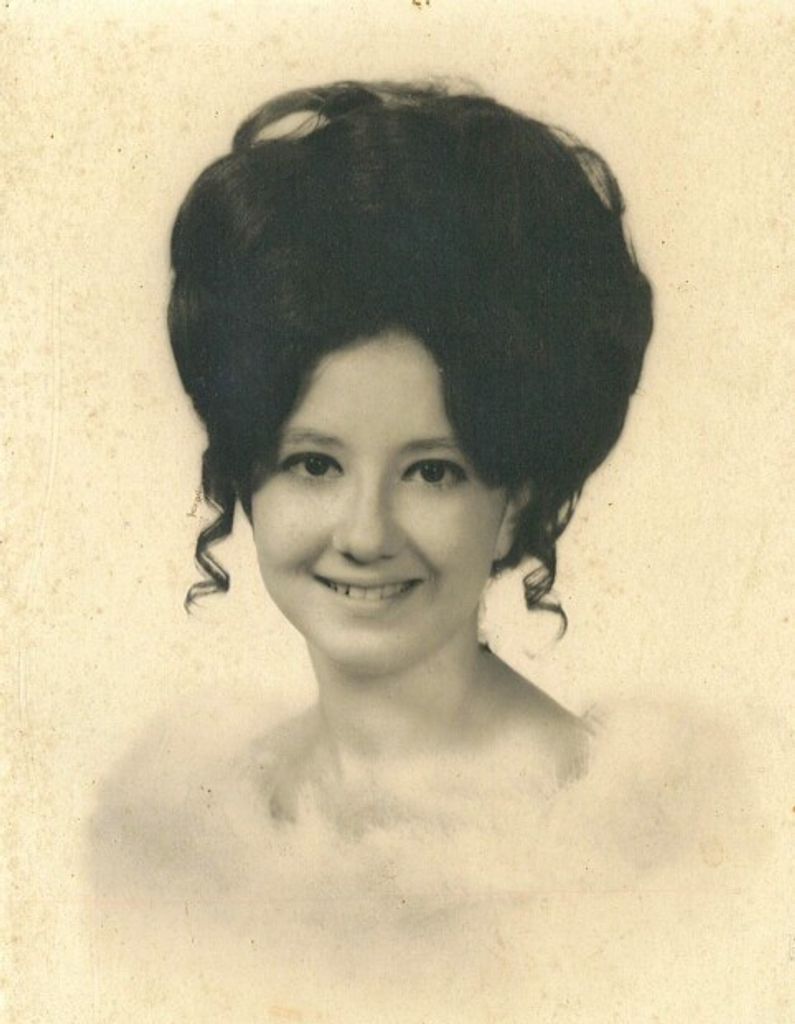 Penny Hackney (Caruso)  Schneider