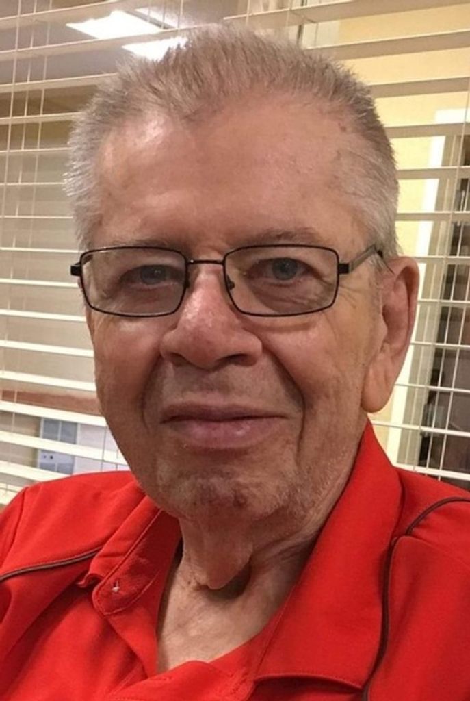 Lester Robert "Bob" Strawmyer Profile Photo