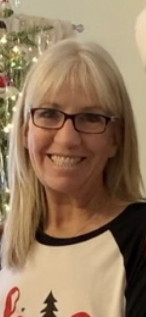 Leanne M Hilton