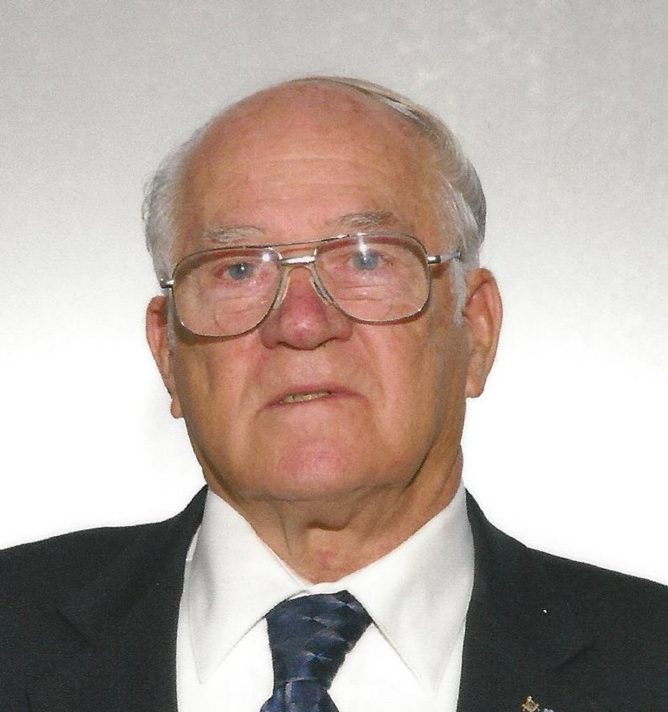 Donald E Peterson