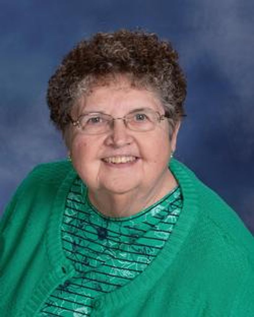 Mary Therese "Trix" Standefer Profile Photo