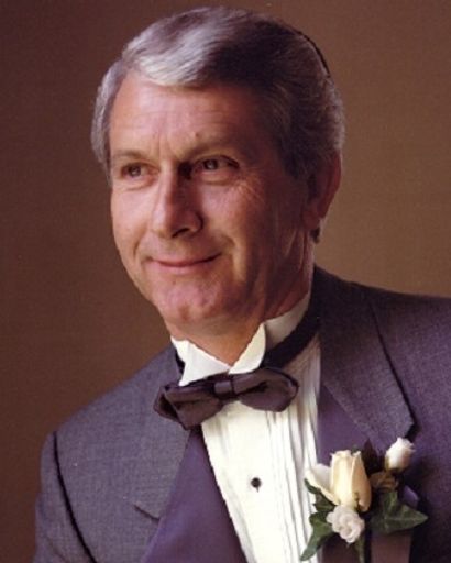 Brooks Mills's obituary image