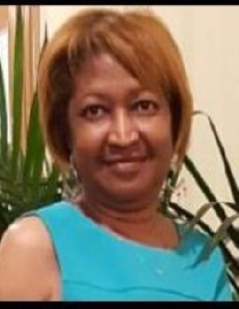 Mercedes De Los Santos