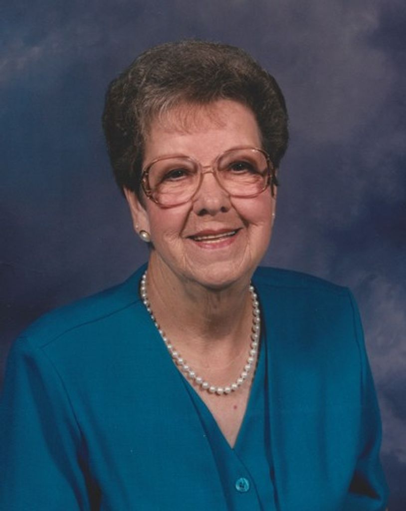 Beatrice "Deedee" Buckner Dishon