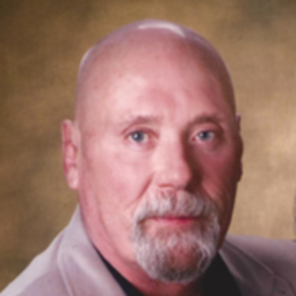 Tracy J Henning Profile Photo