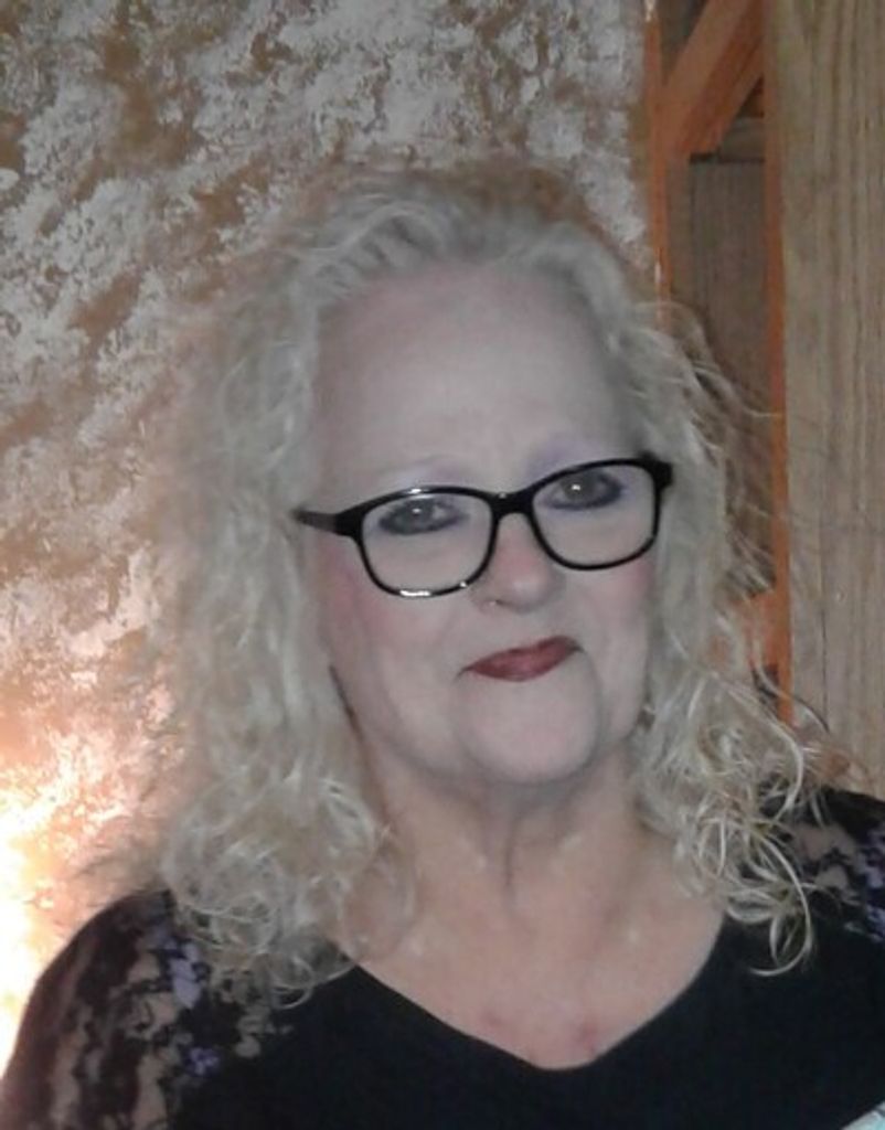 Carol Michelle Smith Profile Photo