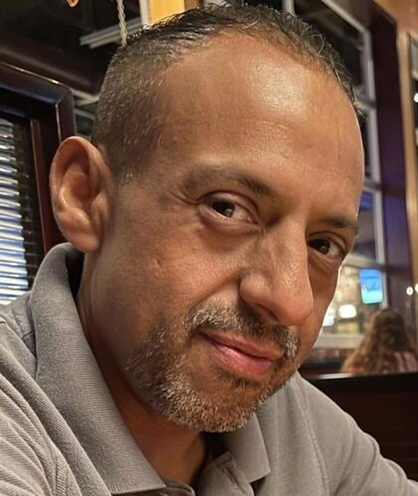 Amado Gonzalez , Jr. Profile Photo