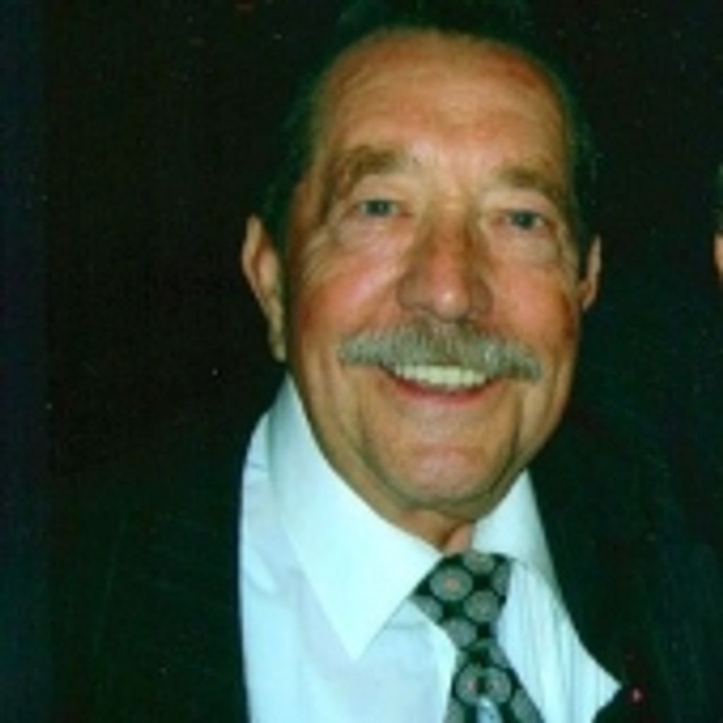 Norbert C Rak