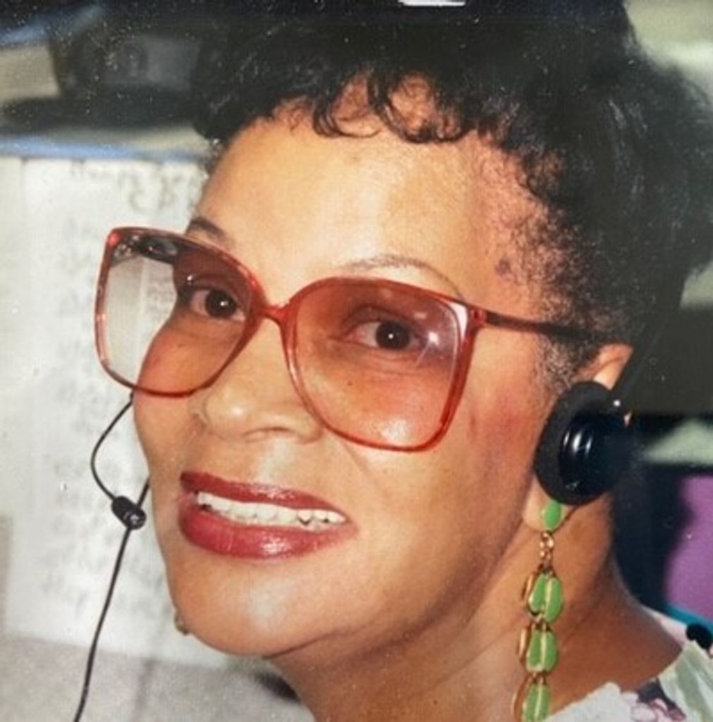 Mrs. Lois Elaine Patterson
