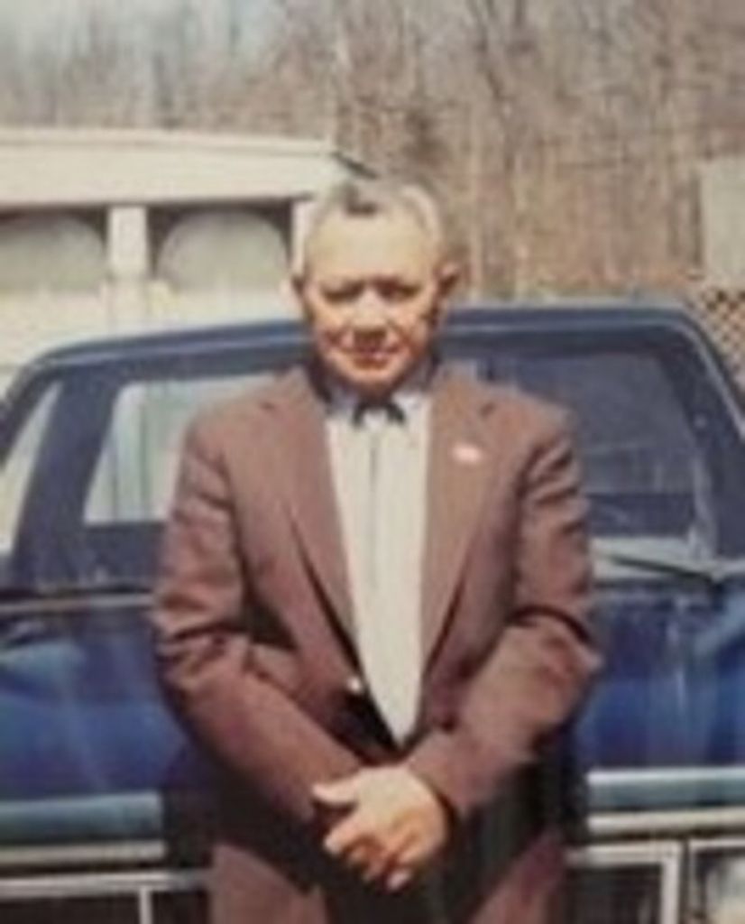 Wilmer "Chuck" Swett Profile Photo