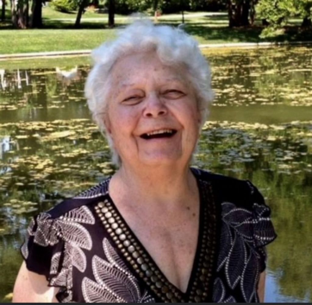 Carol Lee Thwaits