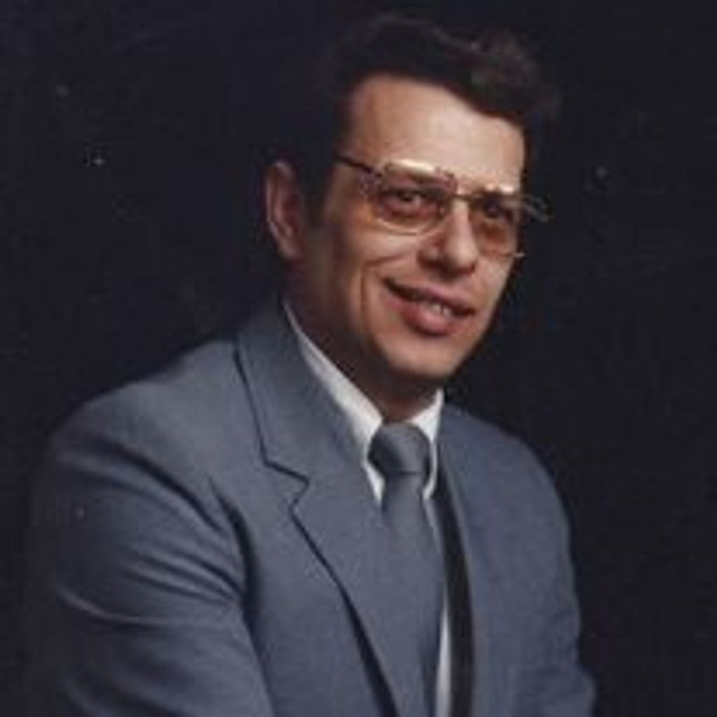 Floyd  Gilbert Roe