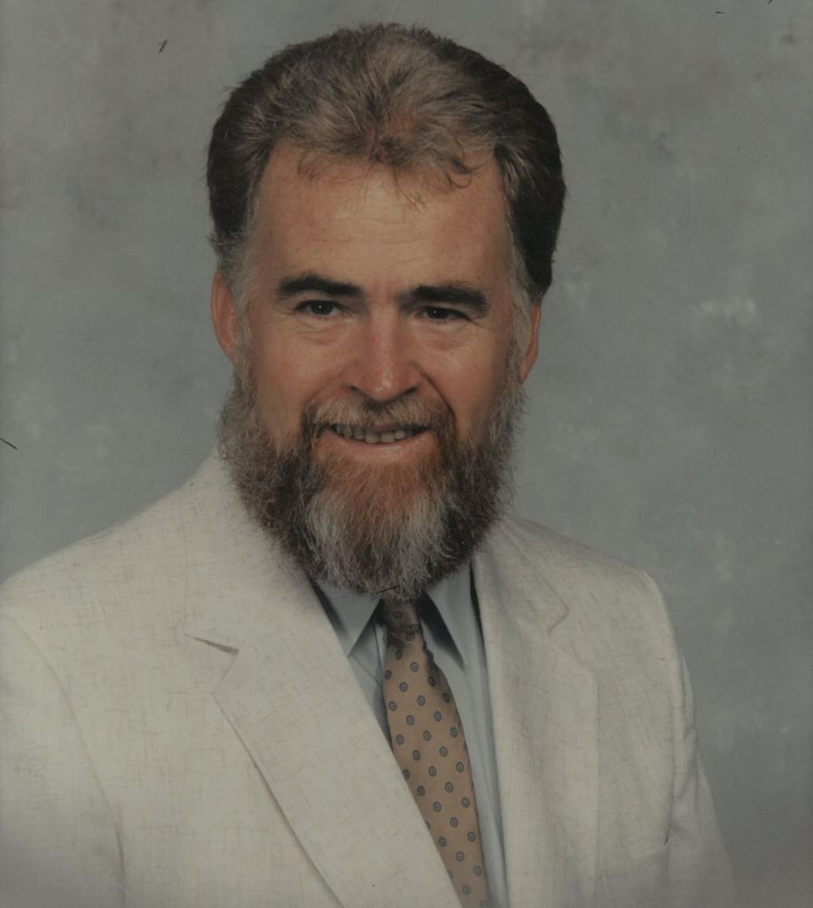Clyde Leo  Raffield