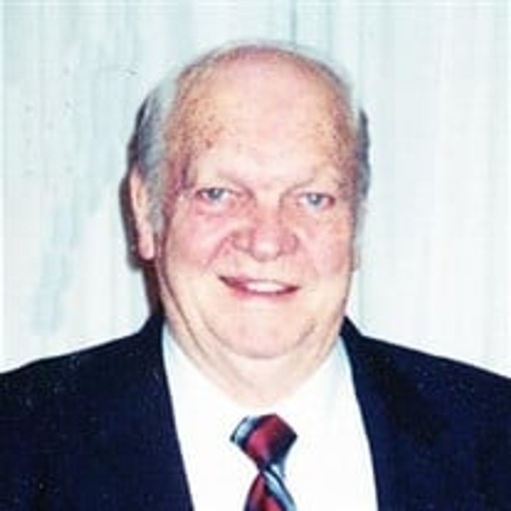 Roscoe V. "Russ" Nichols