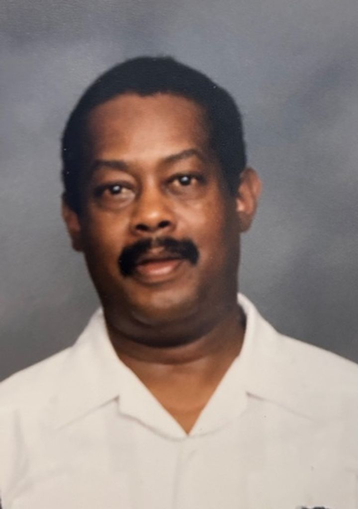 Whitfield Glover, Jr. Profile Photo