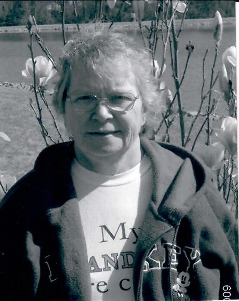Becky M Elliott