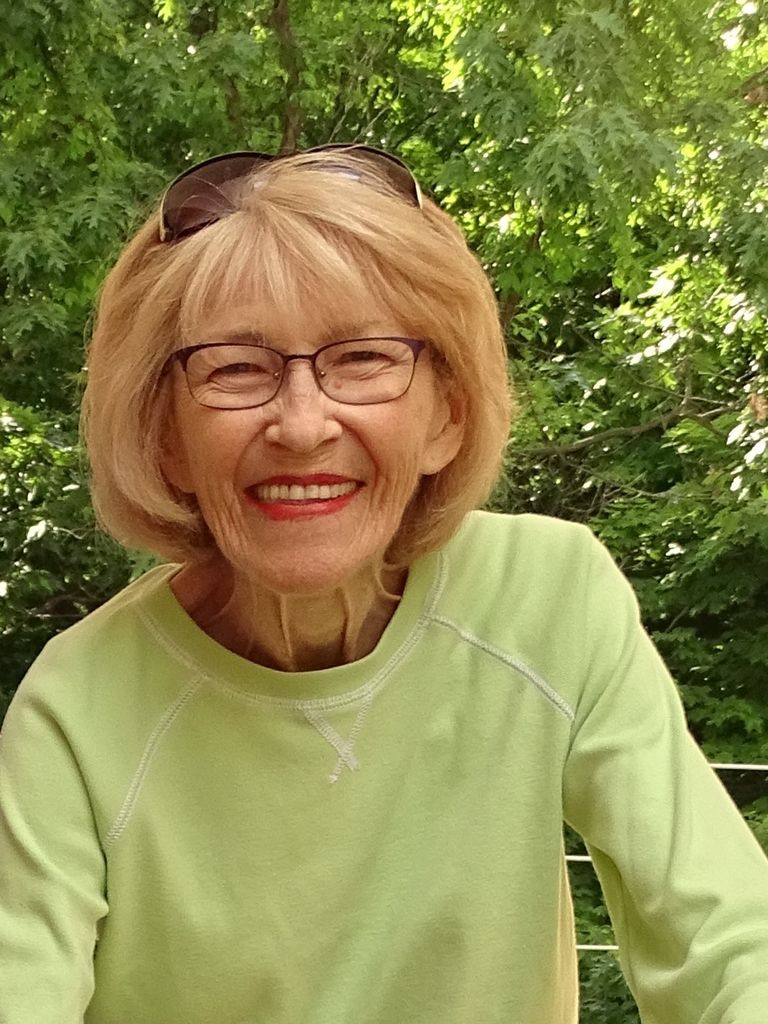 Yvonne "Bonnie" Moore Profile Photo