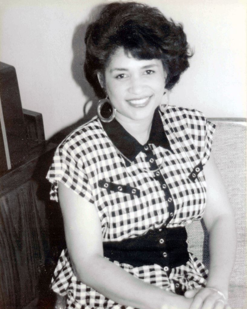 Lynda Earlean Lacour