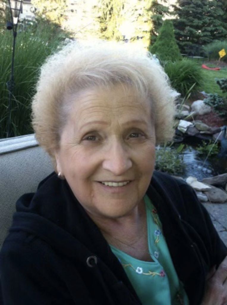 Yolanda Wilma Mikovits Profile Photo