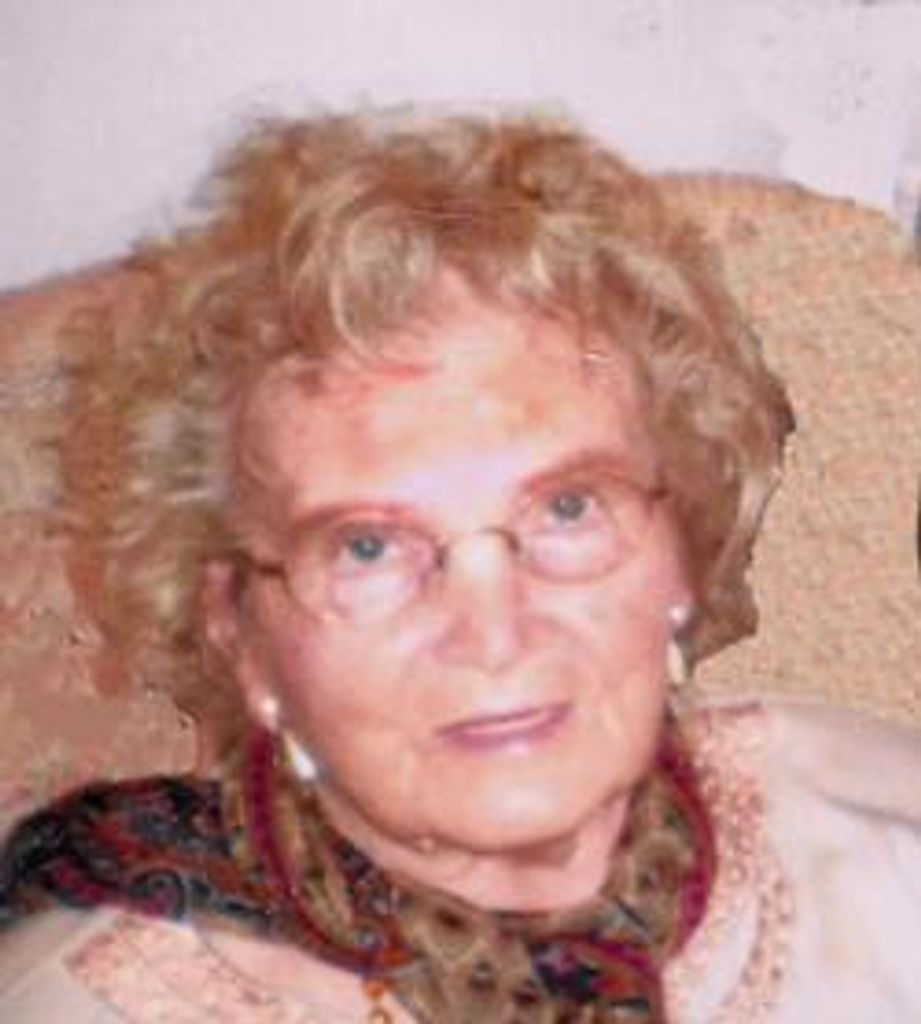 Zofia "Zosia" Brzozowiec