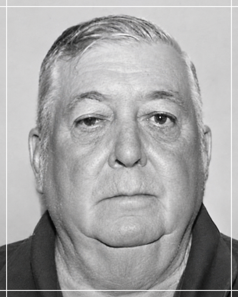 Leo Simmons Profile Photo