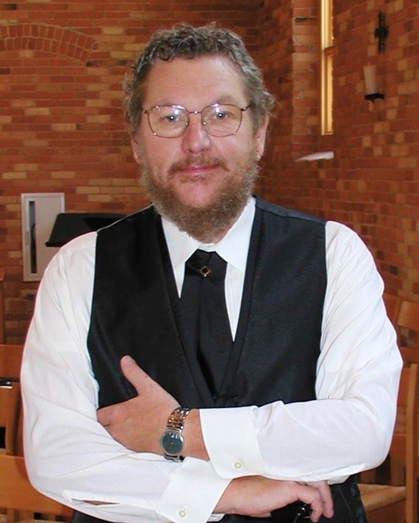 Dean Thomas Profile Photo