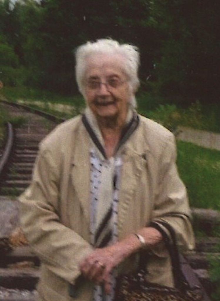 Alta Folkers Profile Photo