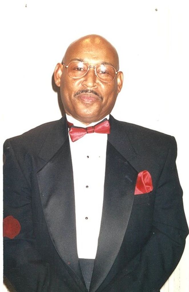 Laurence Edward Jones Profile Photo