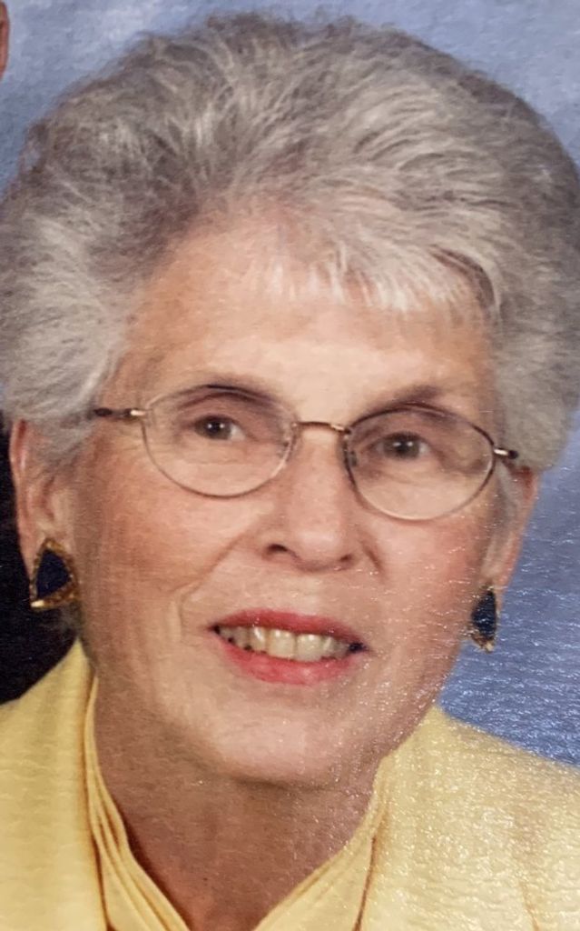 Lola  Squire