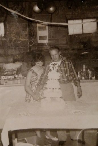 Bernard Lee Moore photo gallery thumbnail 163 of 293
