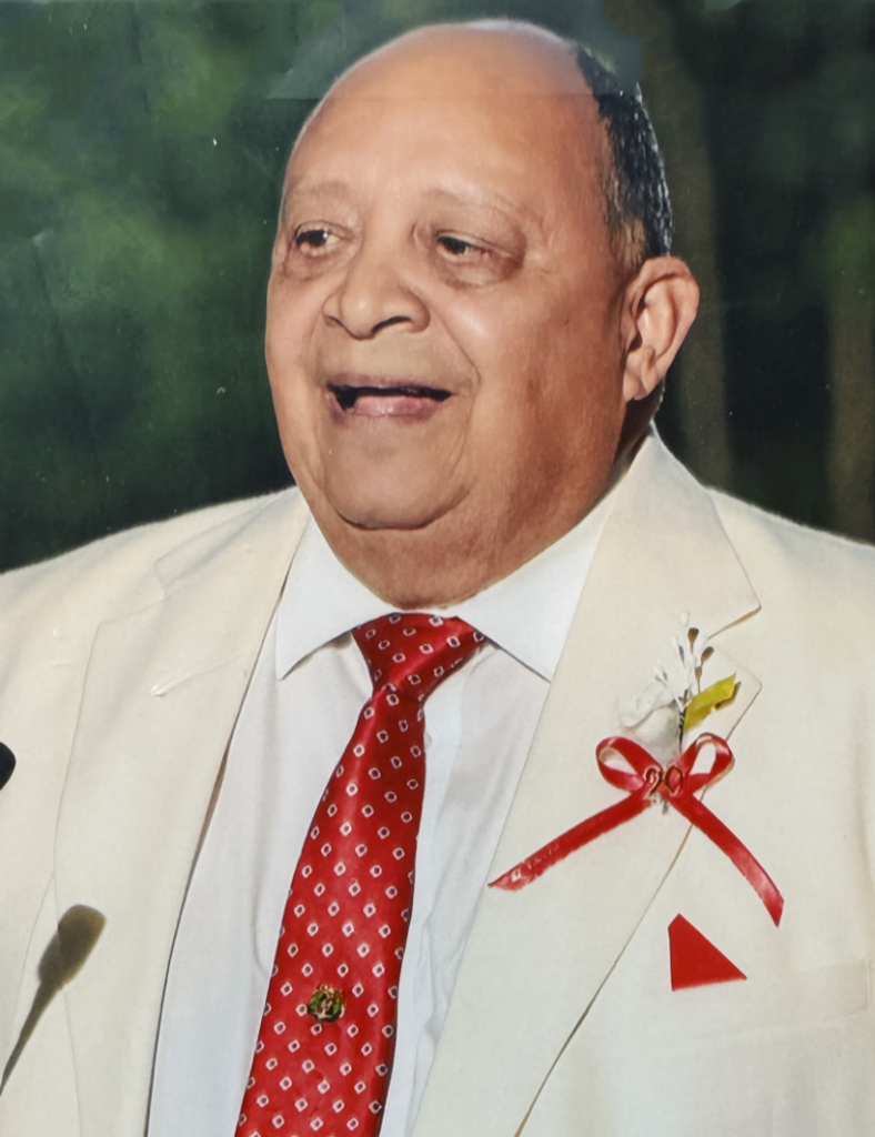 Luis Roberto Pena Profile Photo