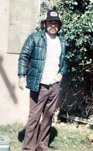 Adolfo Quintanilla photo gallery thumbnail 7 of 80