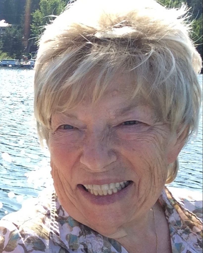 Carolyn Gale Martin Profile Photo