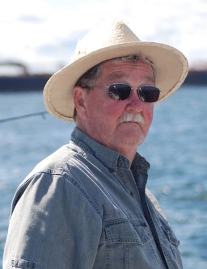 Robert "Bob" Quigley