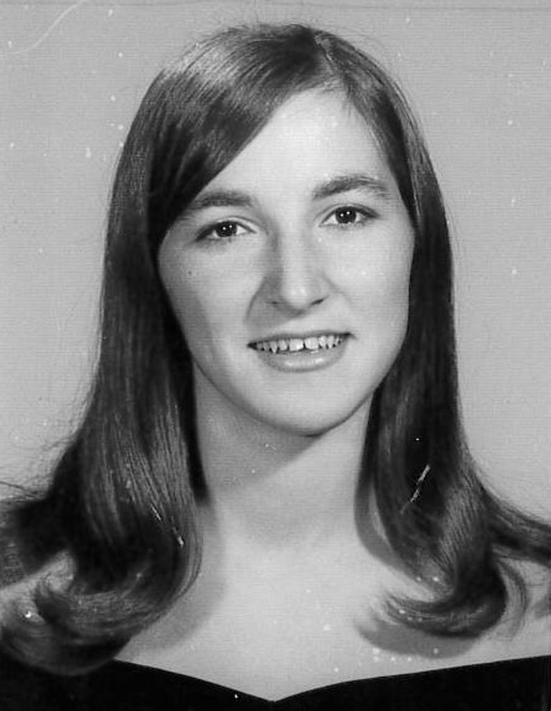 Melanie (Hunsucker)  Malone