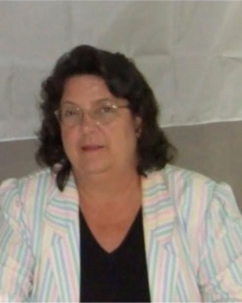 Sharon Yleen Karm Profile Photo