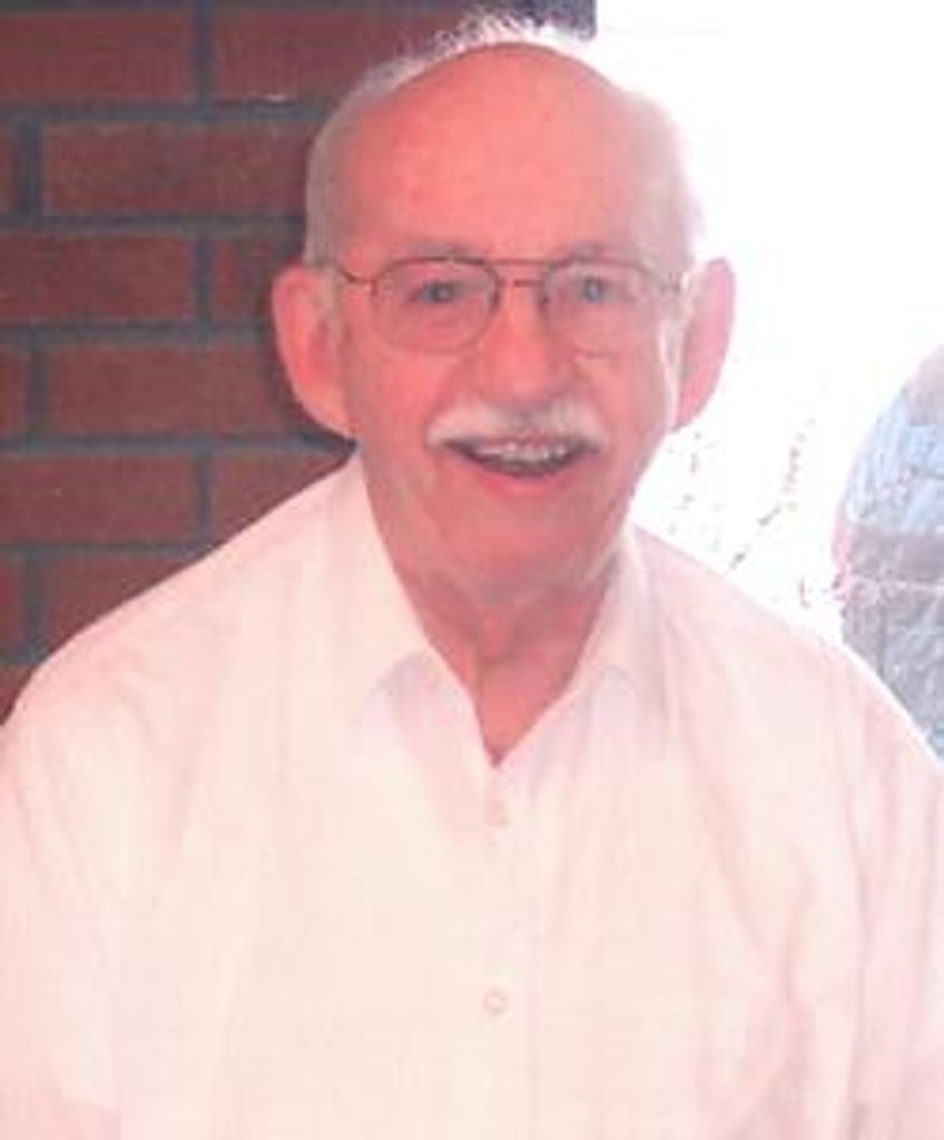 Bradbury R Gilbert
