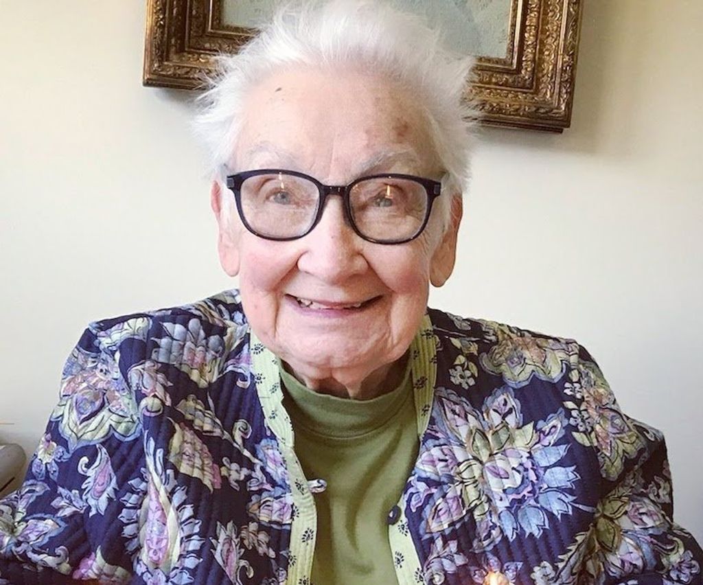 Elizabeth Louise Burns