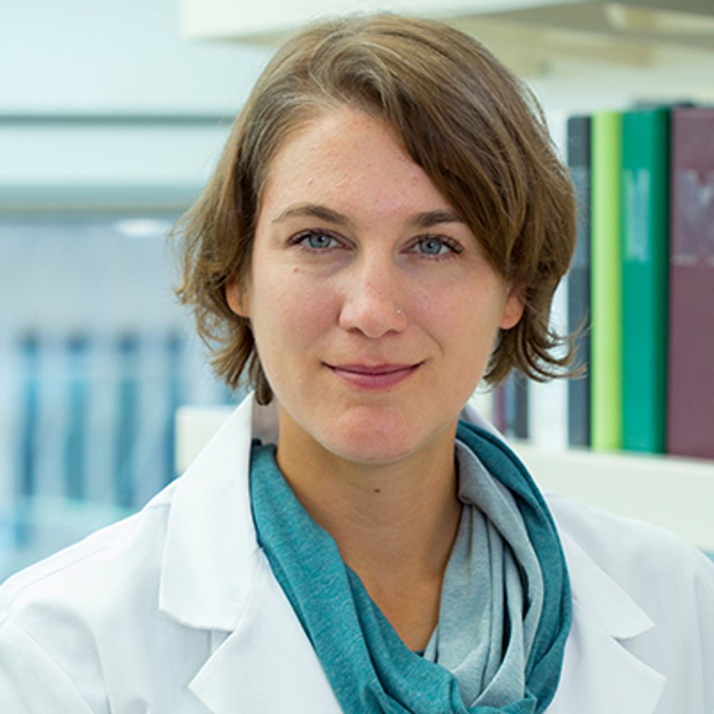 Viviane Labrie Walters