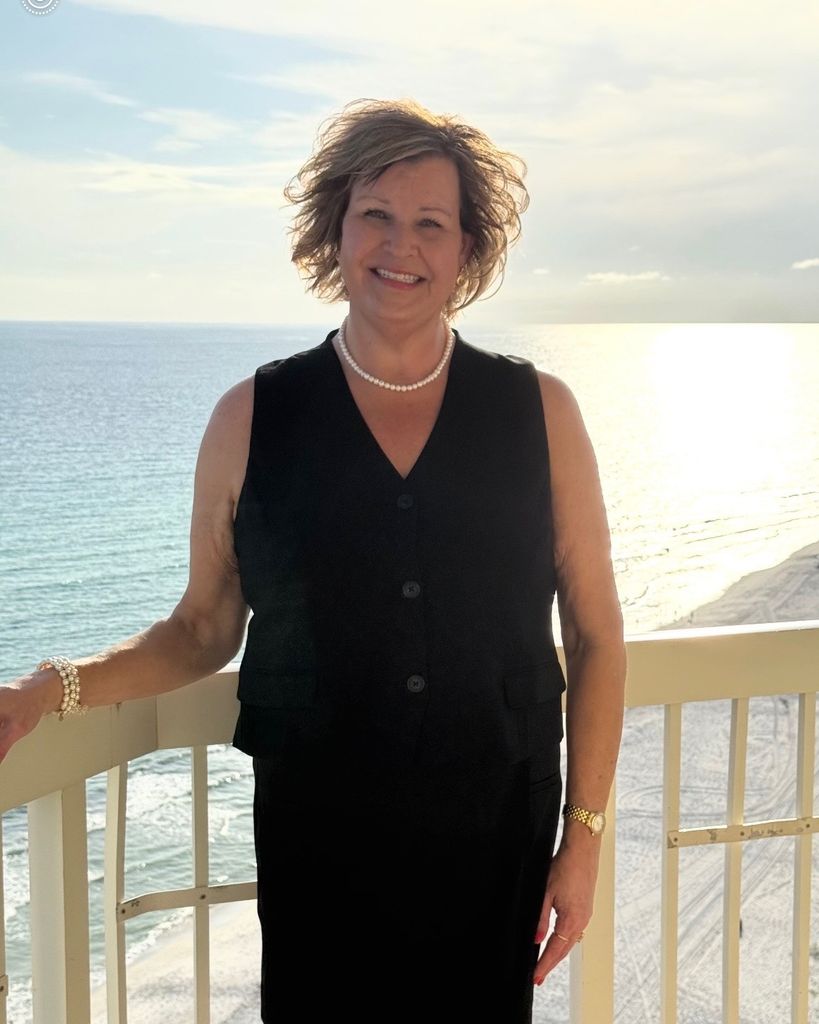 Lynne McChargue Profile Photo