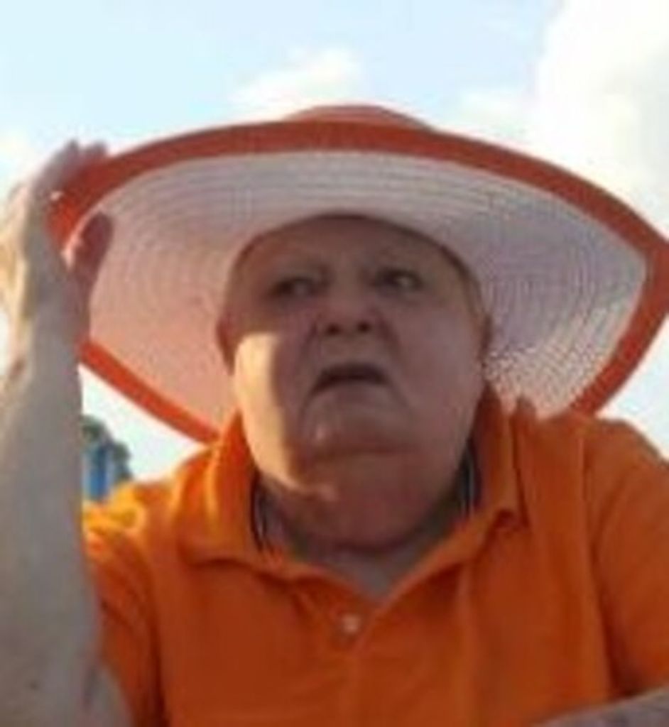 Debra Lewis Profile Photo